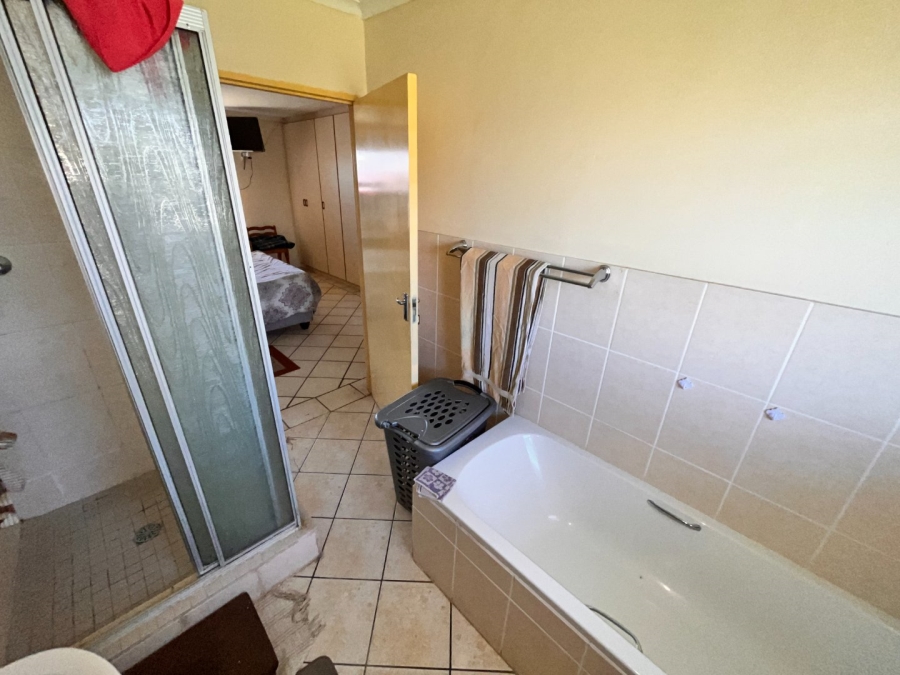 3 Bedroom Property for Sale in Noorsekloof Eastern Cape